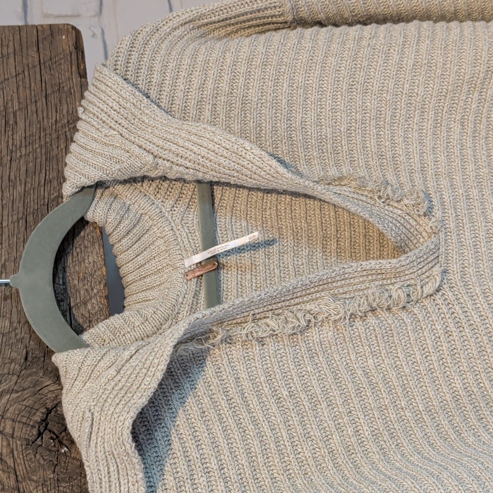 Free People Marlie deep v ribbed sweater in cream - Picture 6 of 9